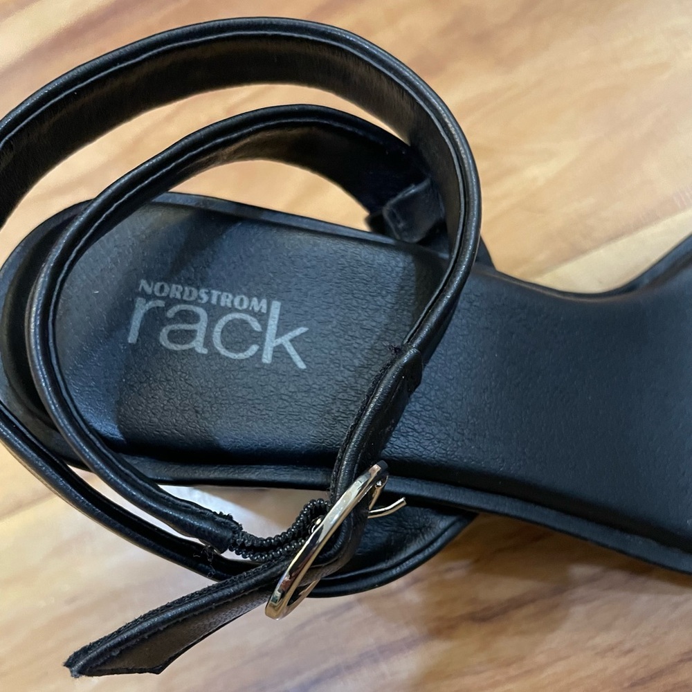Women’s Nordstrom Rack Ankle Strap Heels - Black Size 6 - Picture 6 of 6